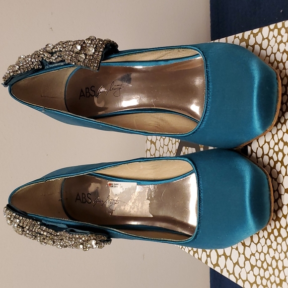 ABS Allen Swartz Heels - Picture 2 of 3